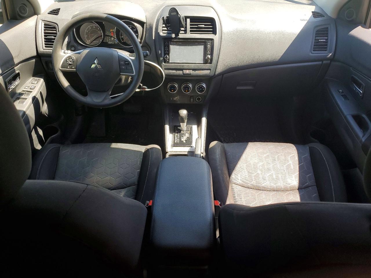 Mitsubishi Outlander Es