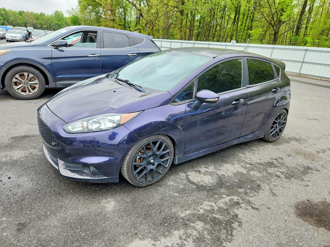 Salvage Ford Fiesta Image