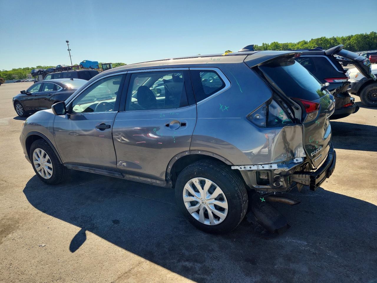 Nissan Rogue S