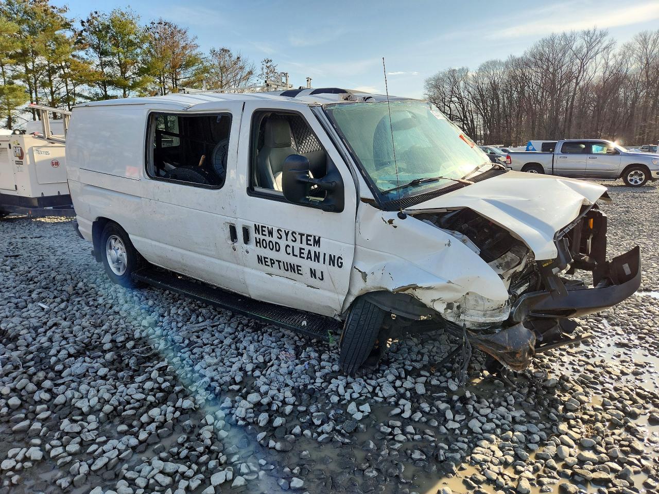 Ford Econoline E350 Super Duty Van