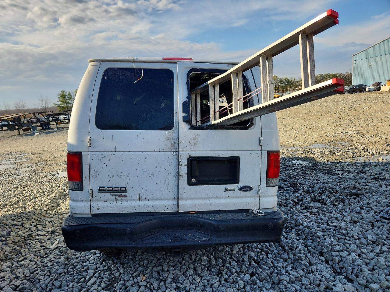 Ford Econoline E350 Super Duty Van