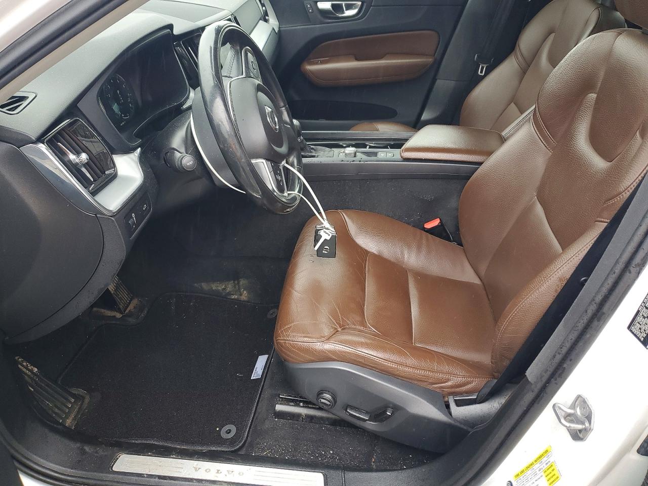 Volvo XC60 T6