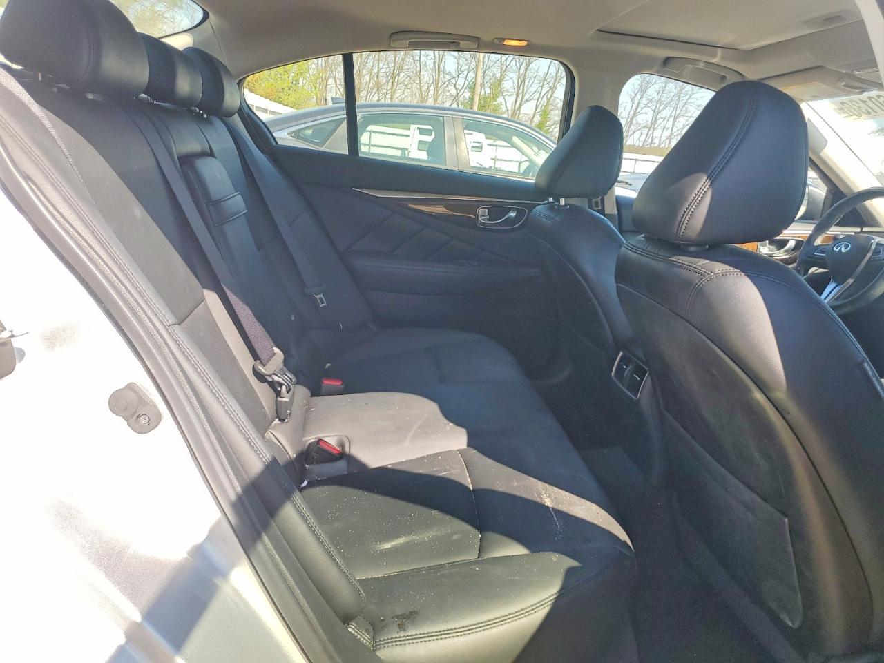 INFINITI Q50 3.0t Luxe