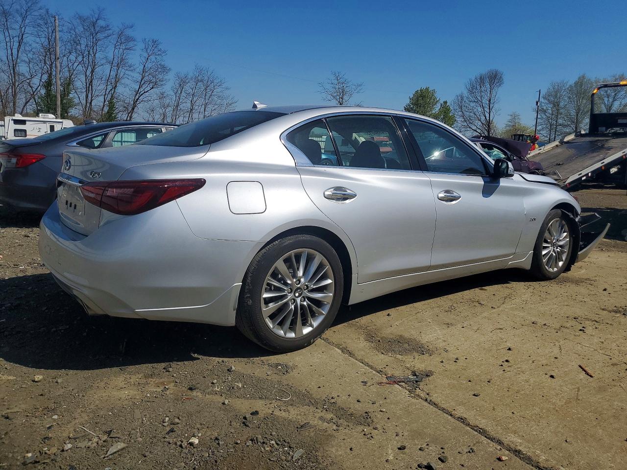 INFINITI Q50 3.0t Luxe