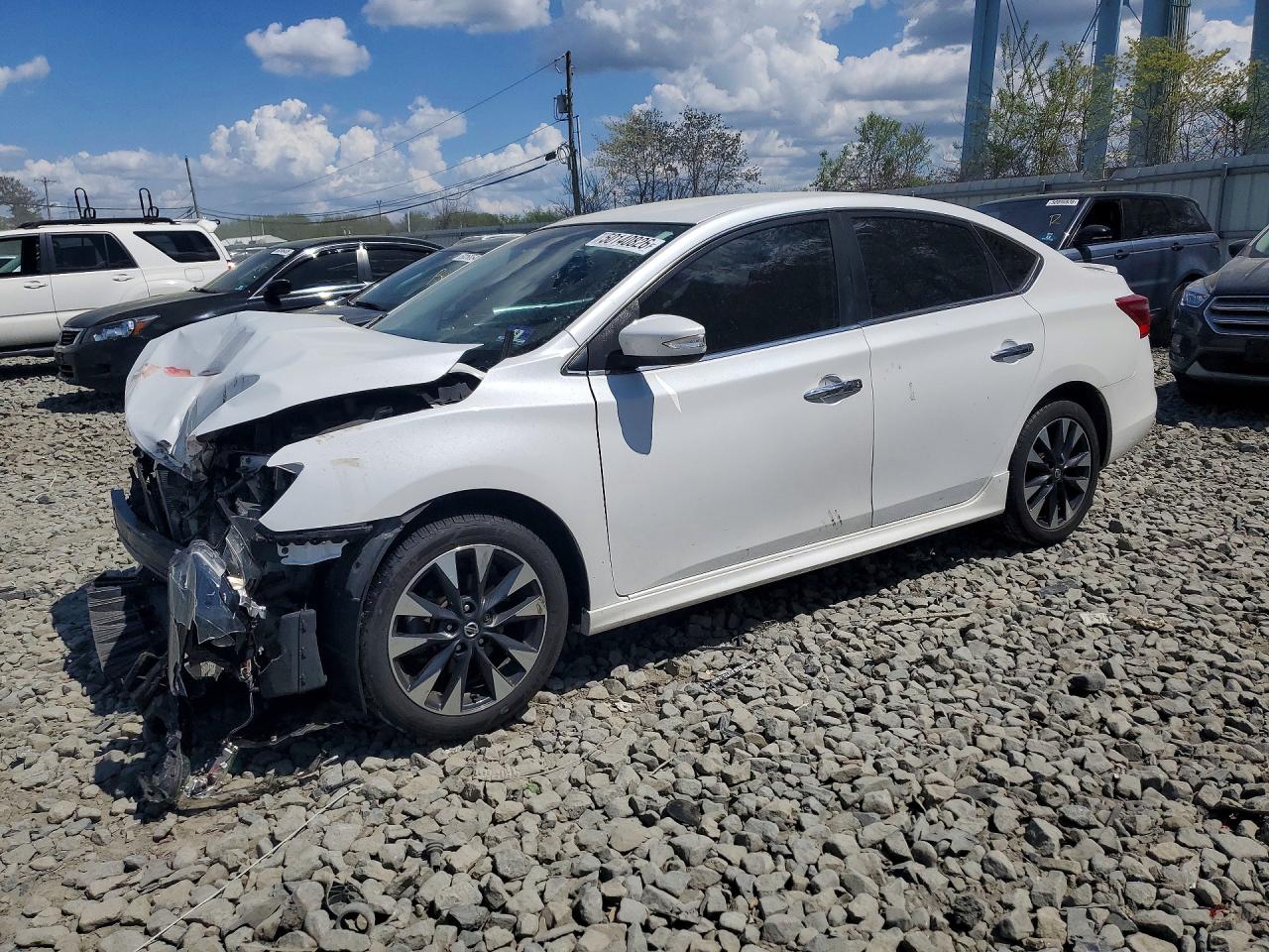 Salvage Nissan Sentra Image