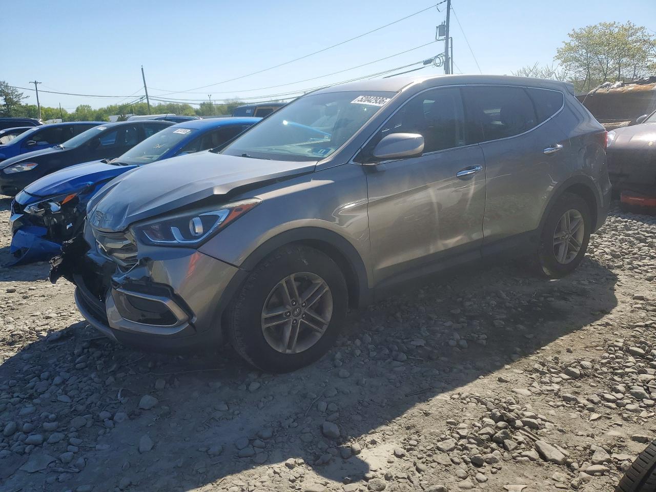 Salvage Hyundai SANTA FE Image