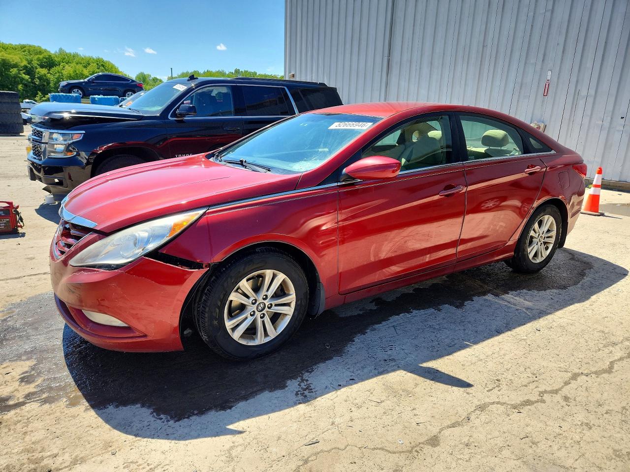 Salvage Hyundai SONATA Image