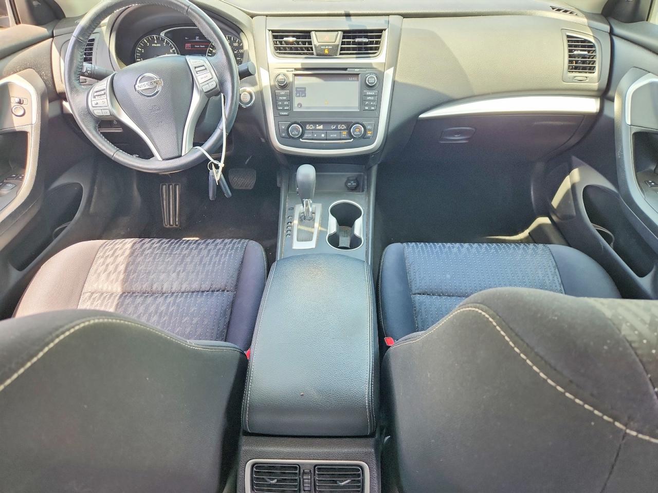 Nissan Altima 2.5 Sv
