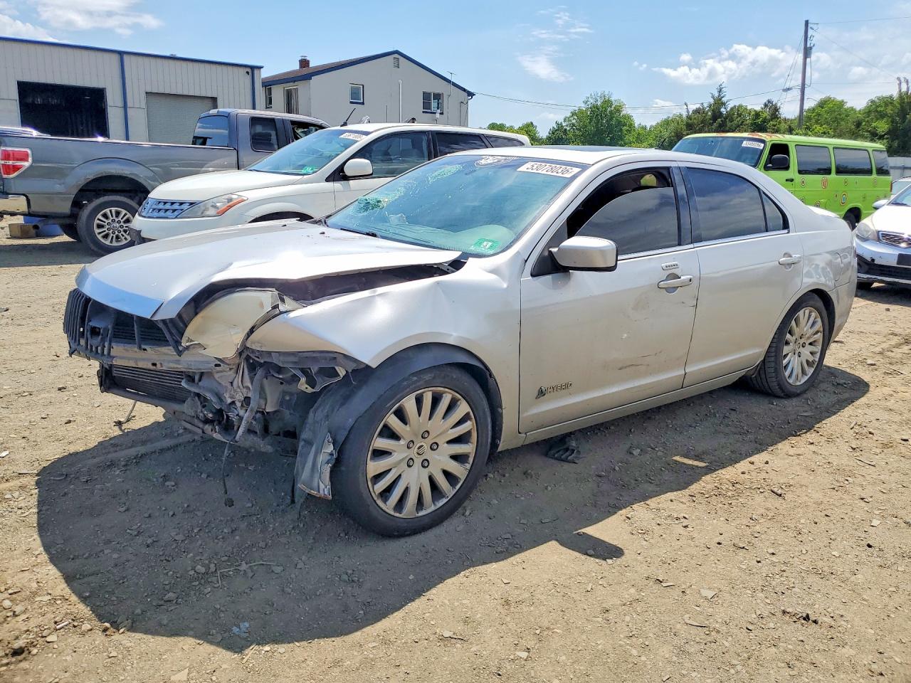 Salvage Mercury Milan Image
