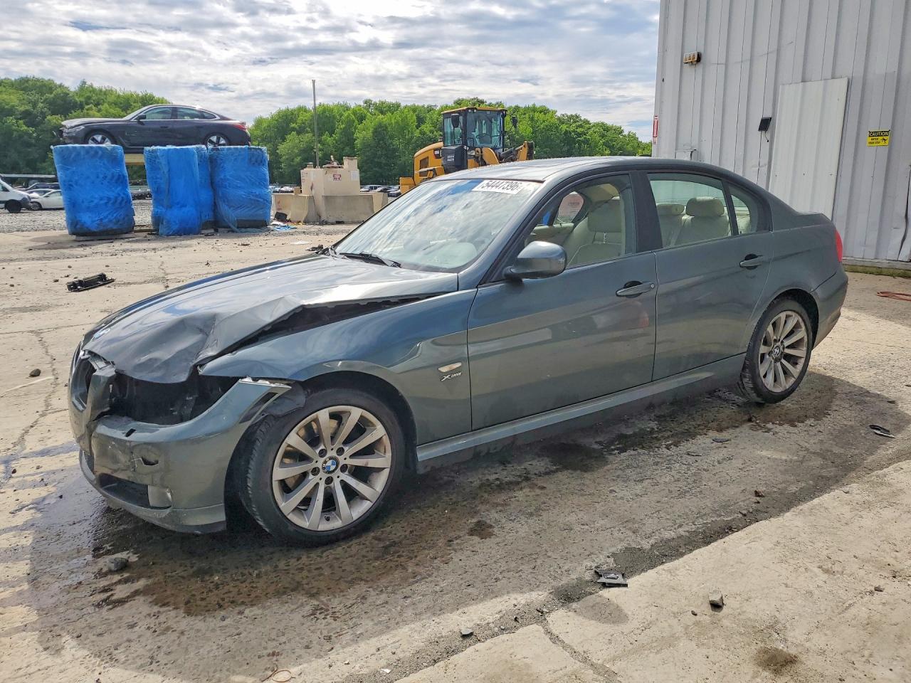 Salvage BMW 3 Series Image