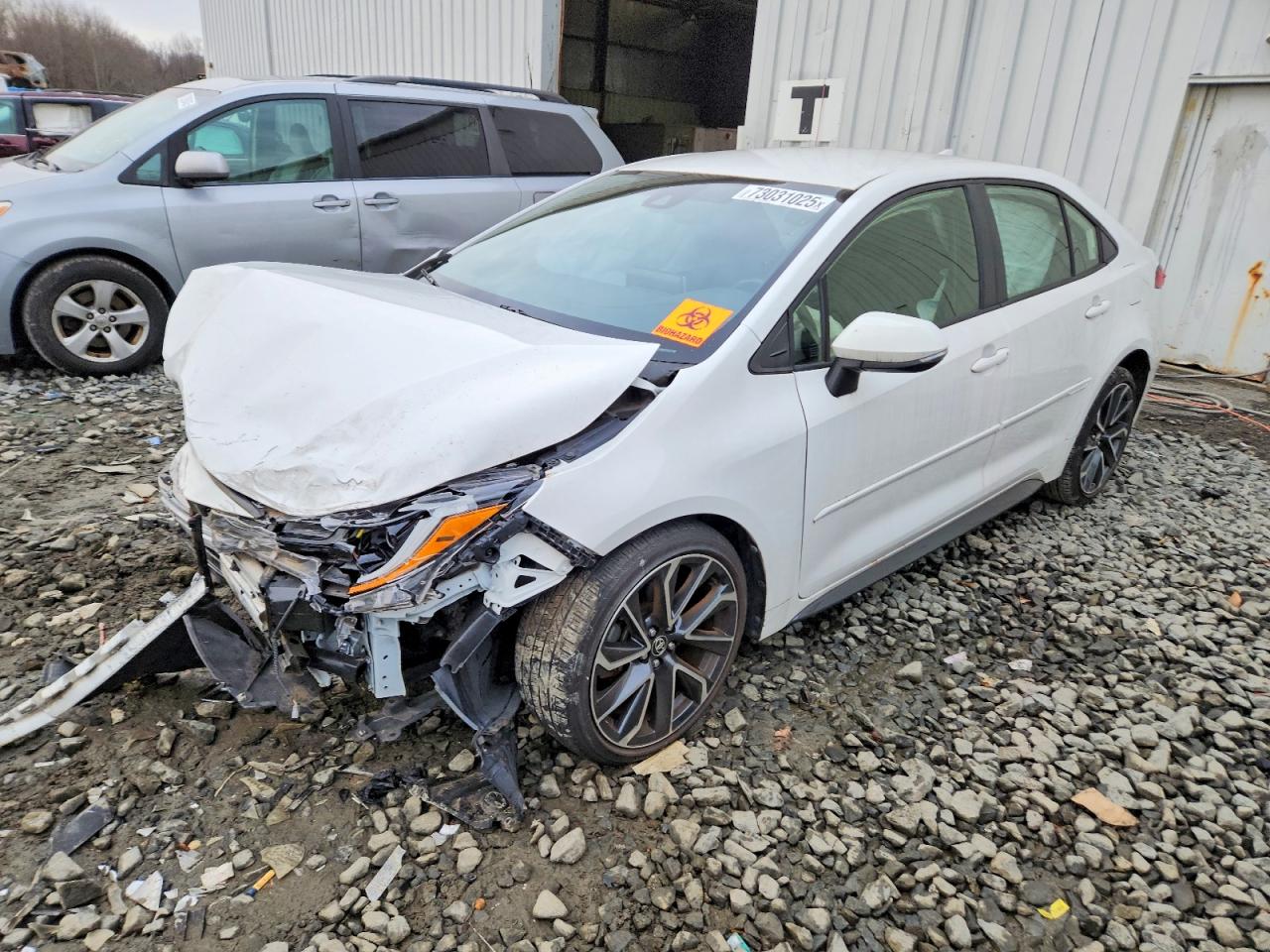Salvage Toyota Corolla Image