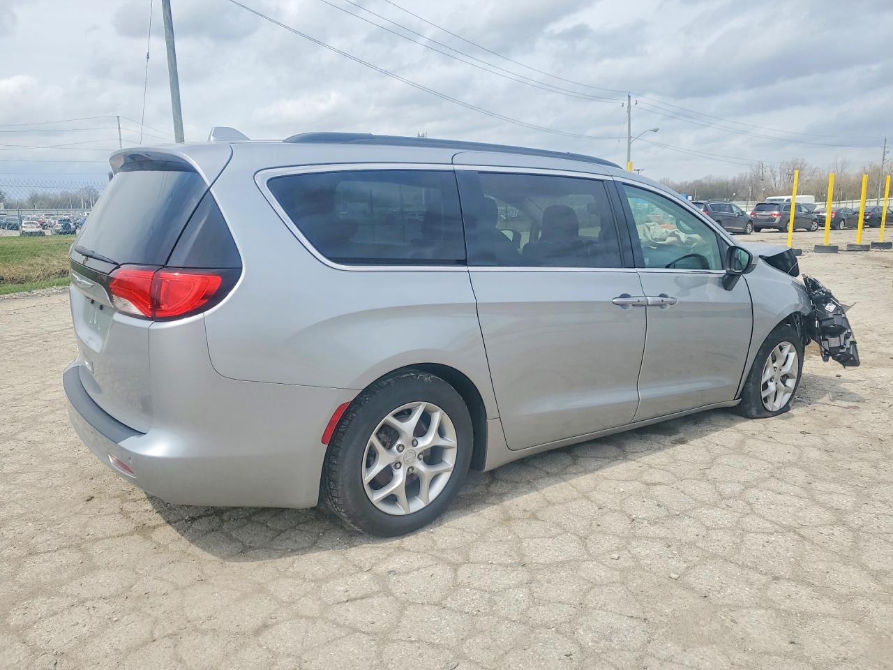 Chrysler Pacifica