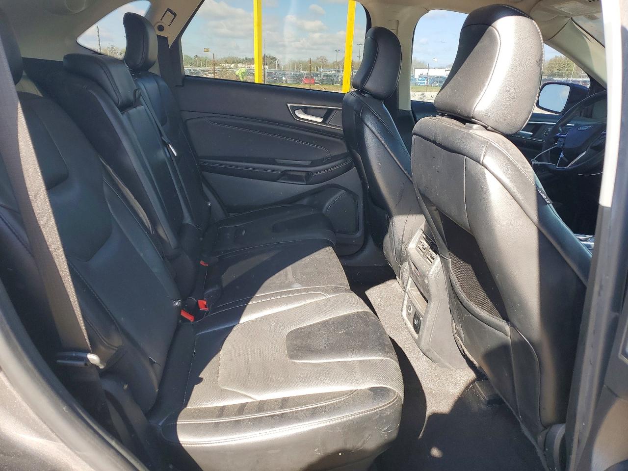 Ford Edge Titanium