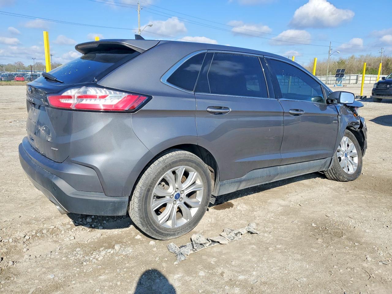 Ford Edge Titanium
