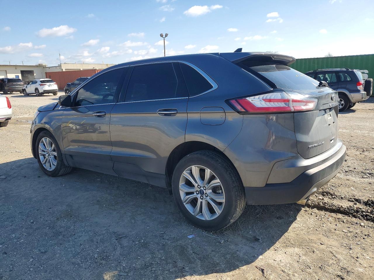 Ford Edge Titanium