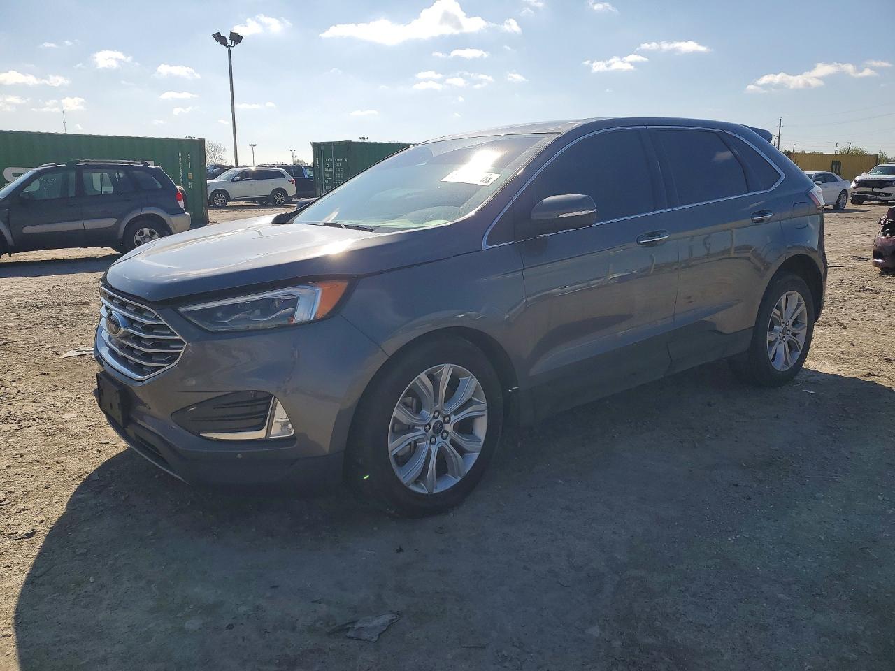 Salvage Ford Edge Image