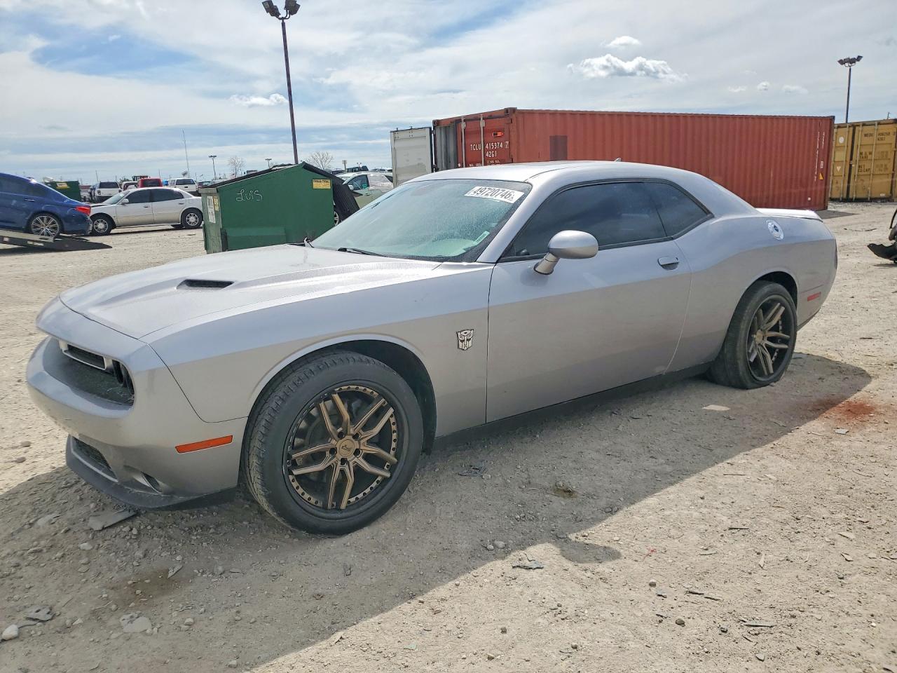 Salvage Dodge Challenger Image