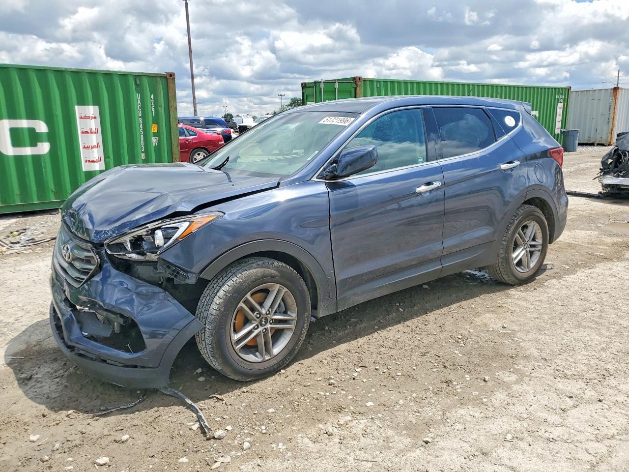 Salvage Hyundai SANTA FE Image