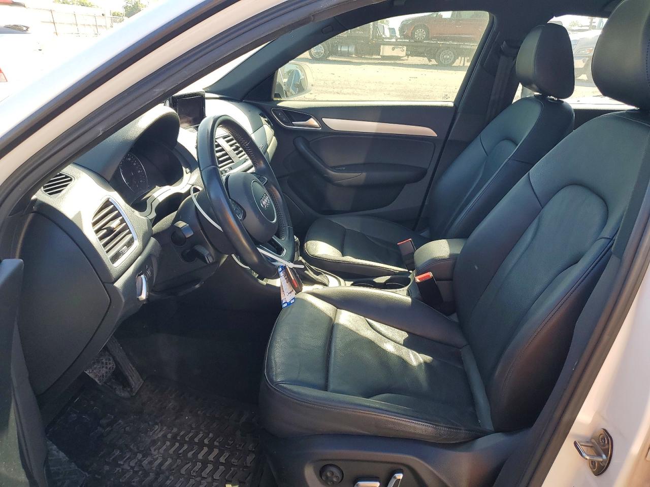 Audi Q3 Premium
