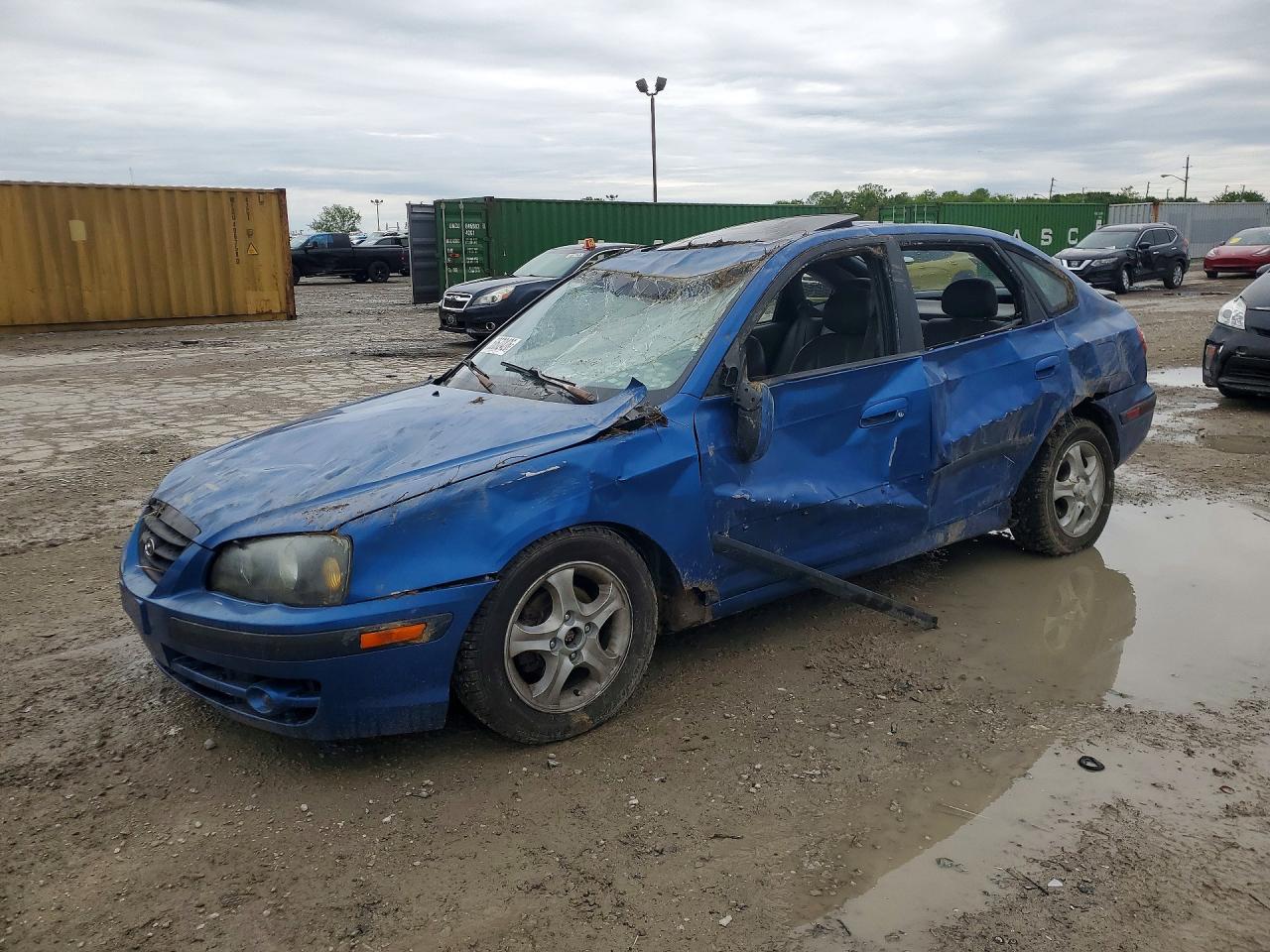 Salvage Hyundai ELANTRA Image