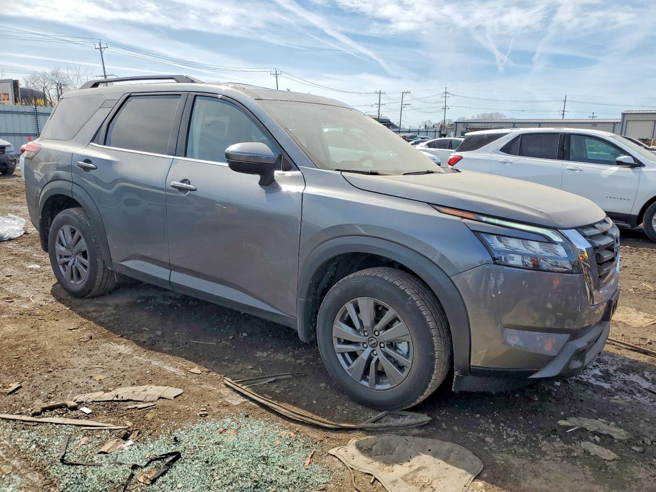Nissan Pathfinder Sv