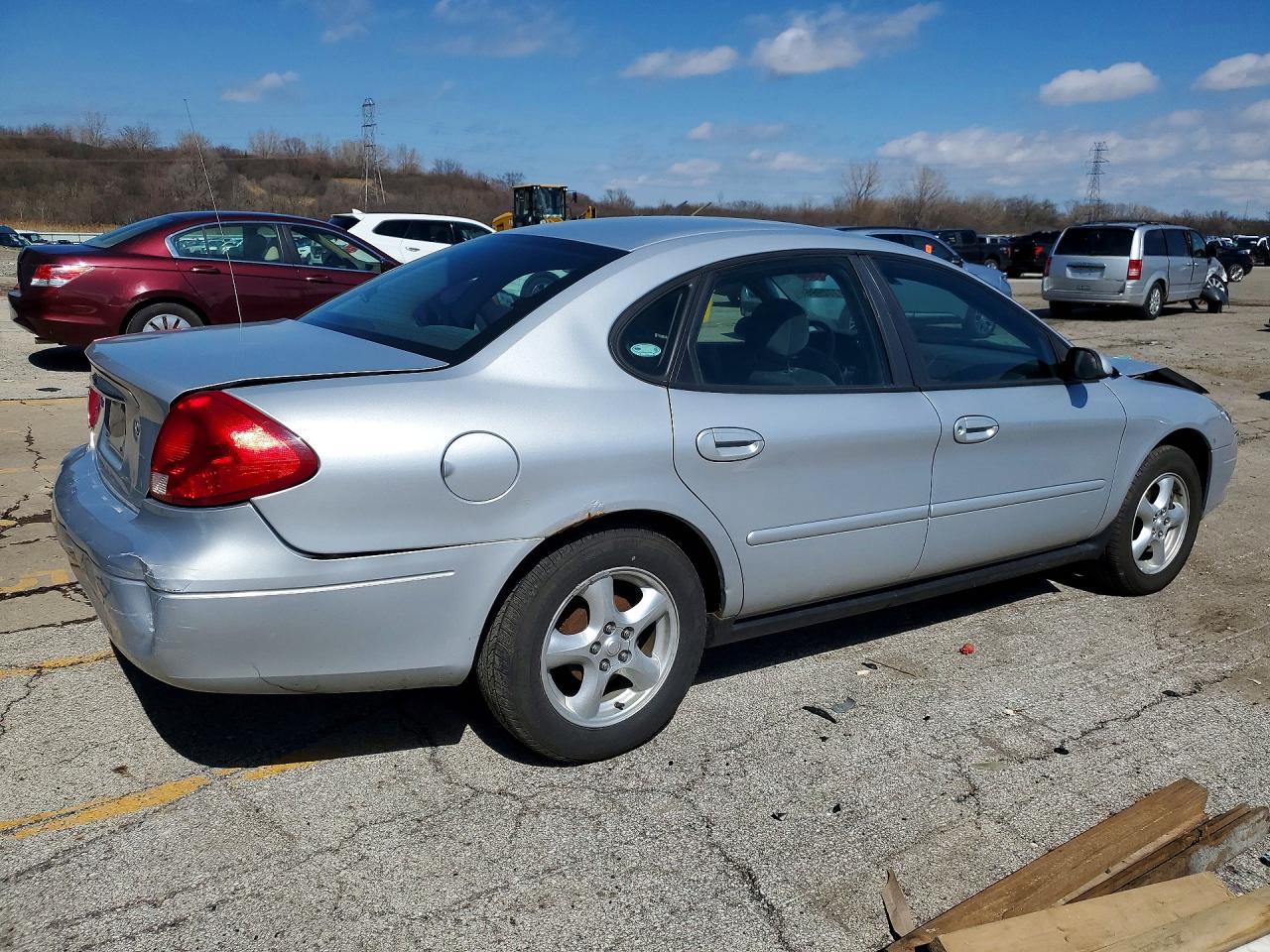 Ford Taurus Se