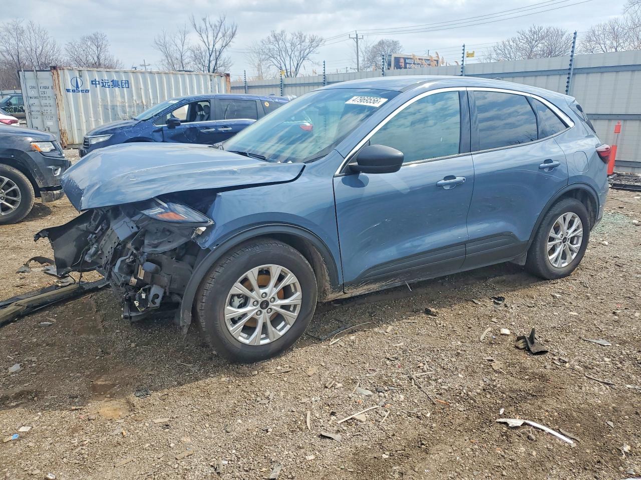 Salvage Ford Escape Image