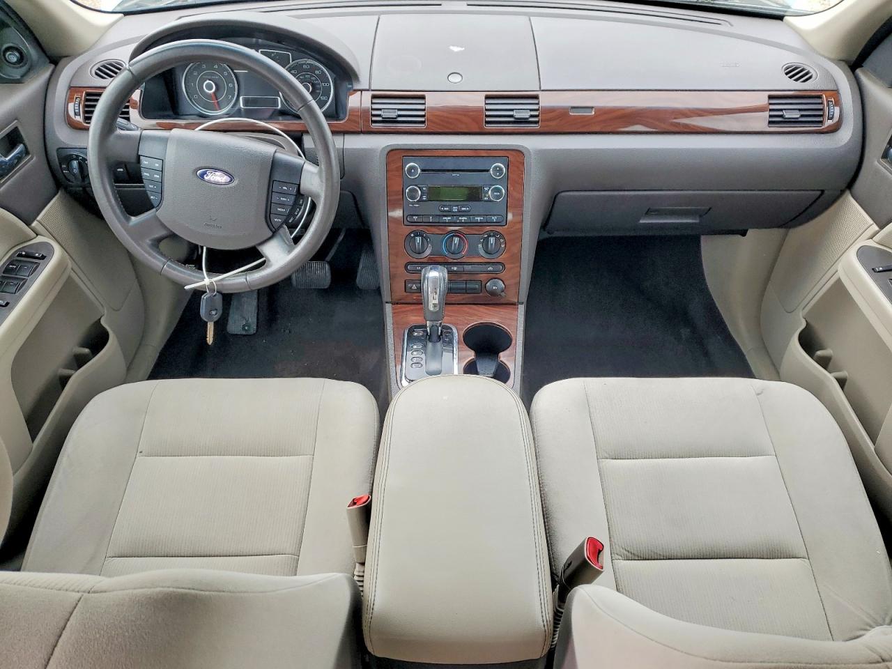 Ford Taurus Sel