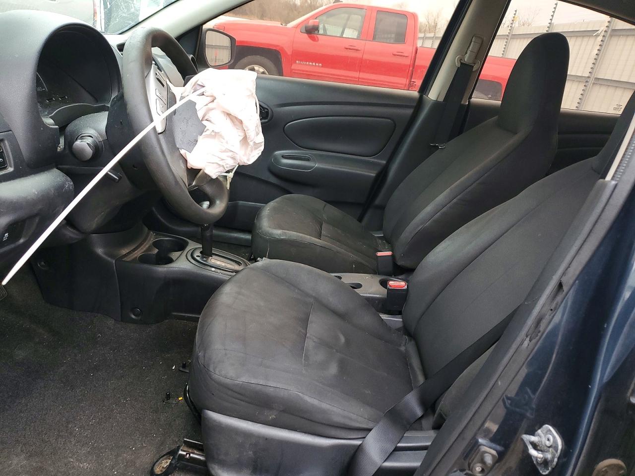 Nissan Versa 1.6 S Plus