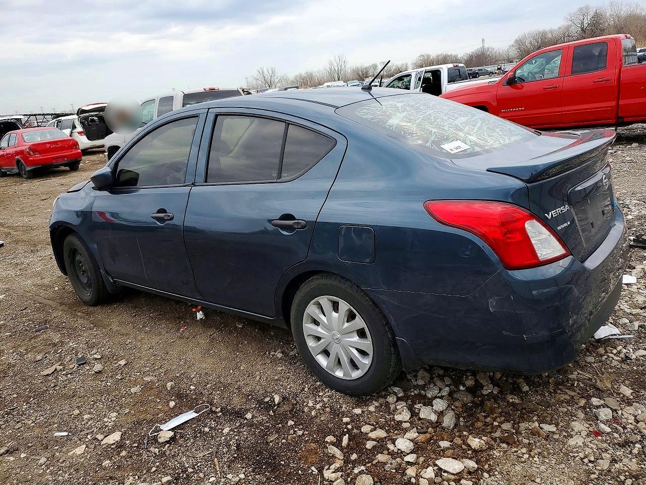 Nissan Versa 1.6 S Plus