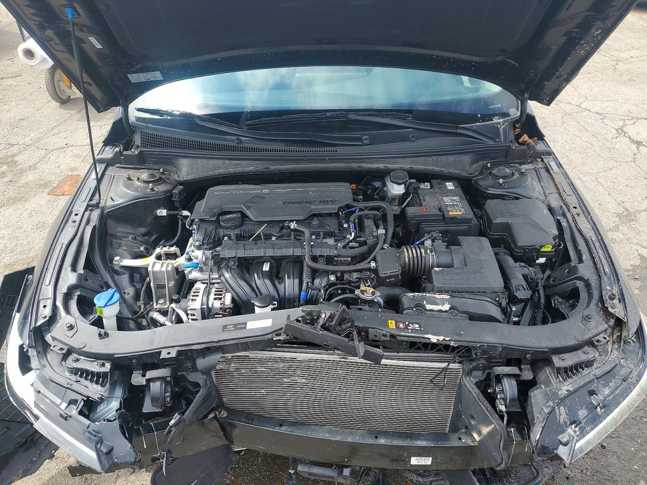 Hyundai ELANTRA Sel