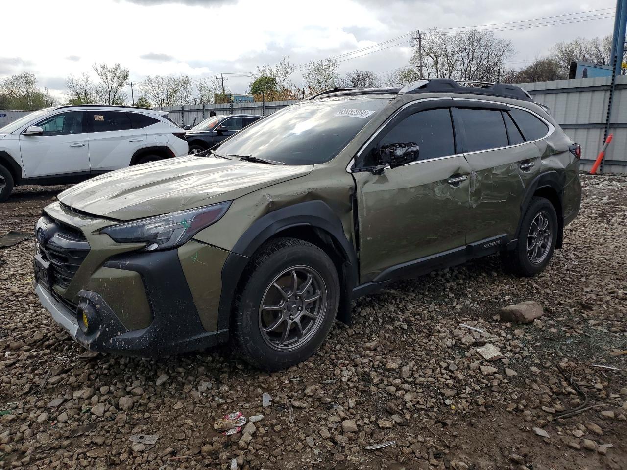 Salvage Subaru Outback Image