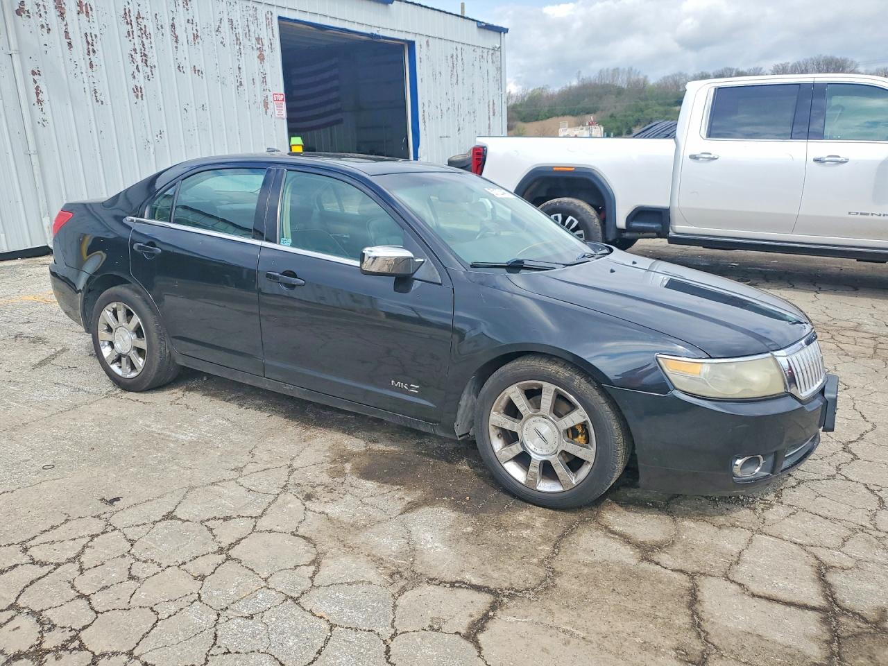 Lincoln MKZ