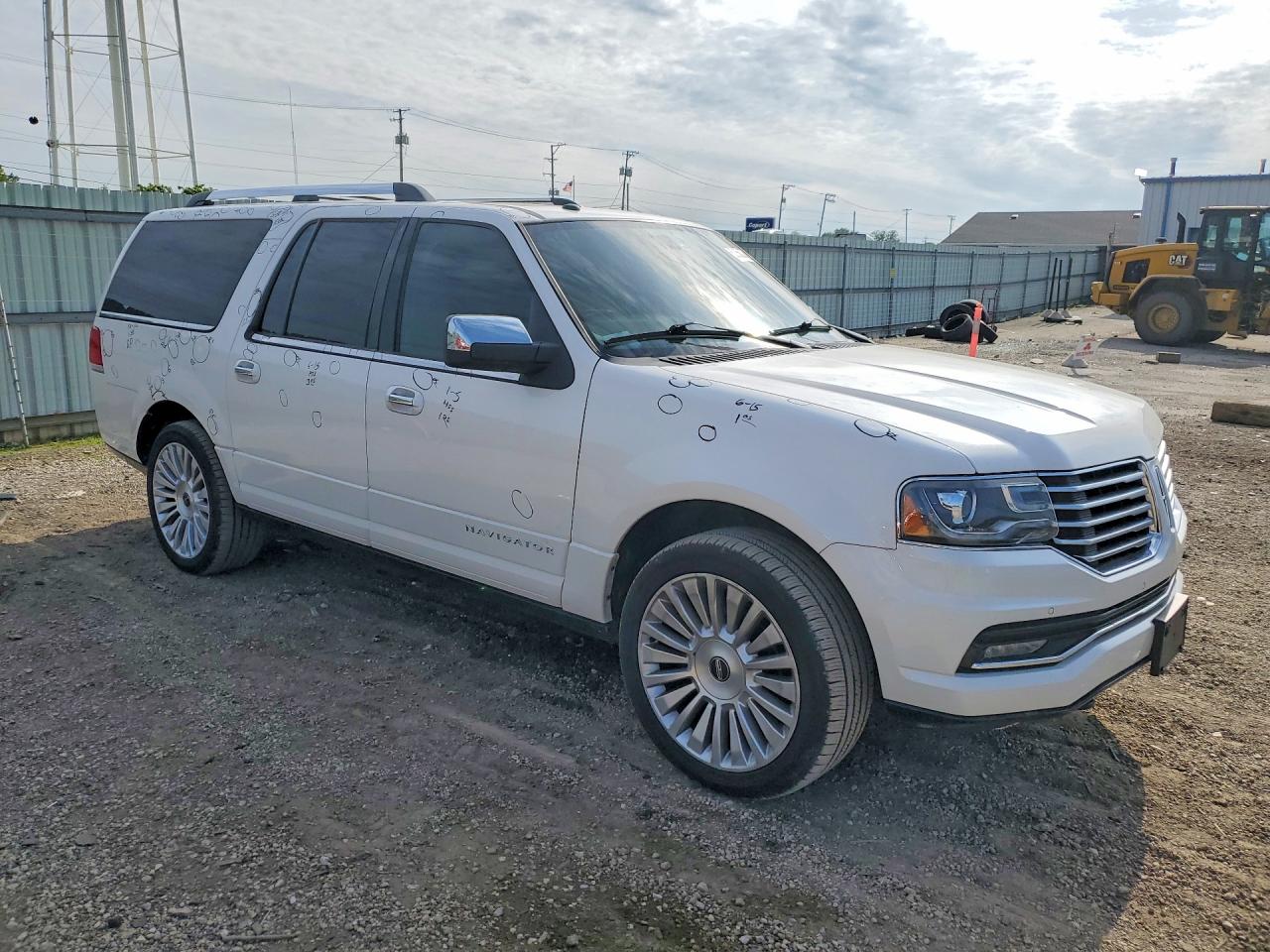 Lincoln Navigator L Reserve