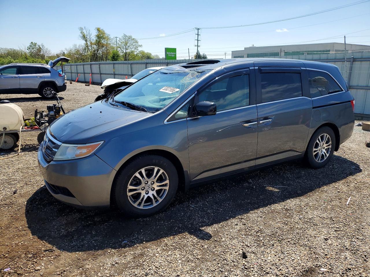 Salvage Honda Odyssey Image