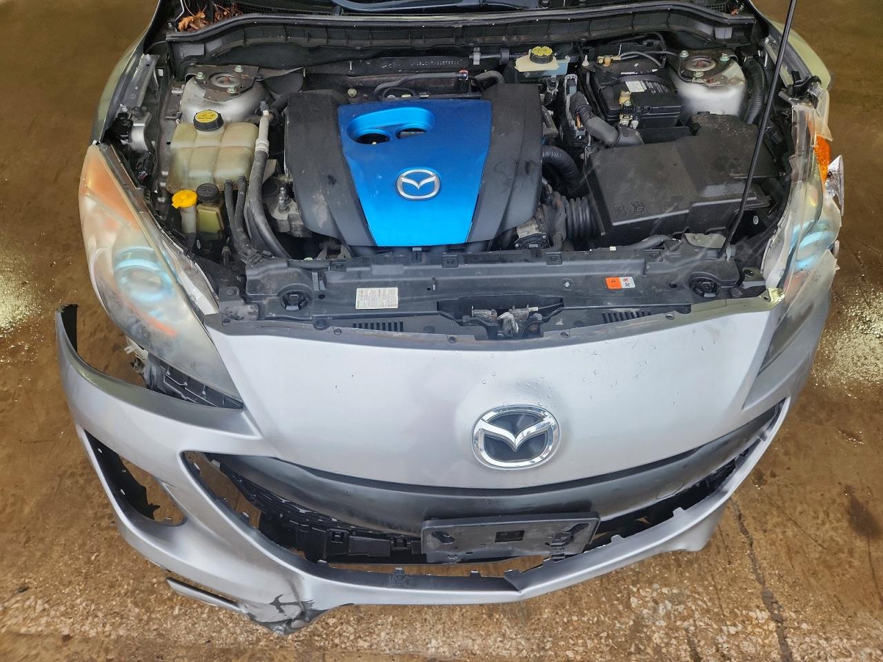 Mazda 3 I