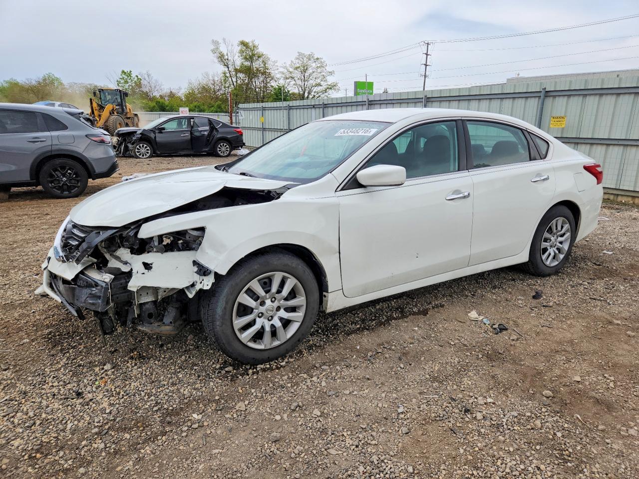 Salvage Nissan Altima Image