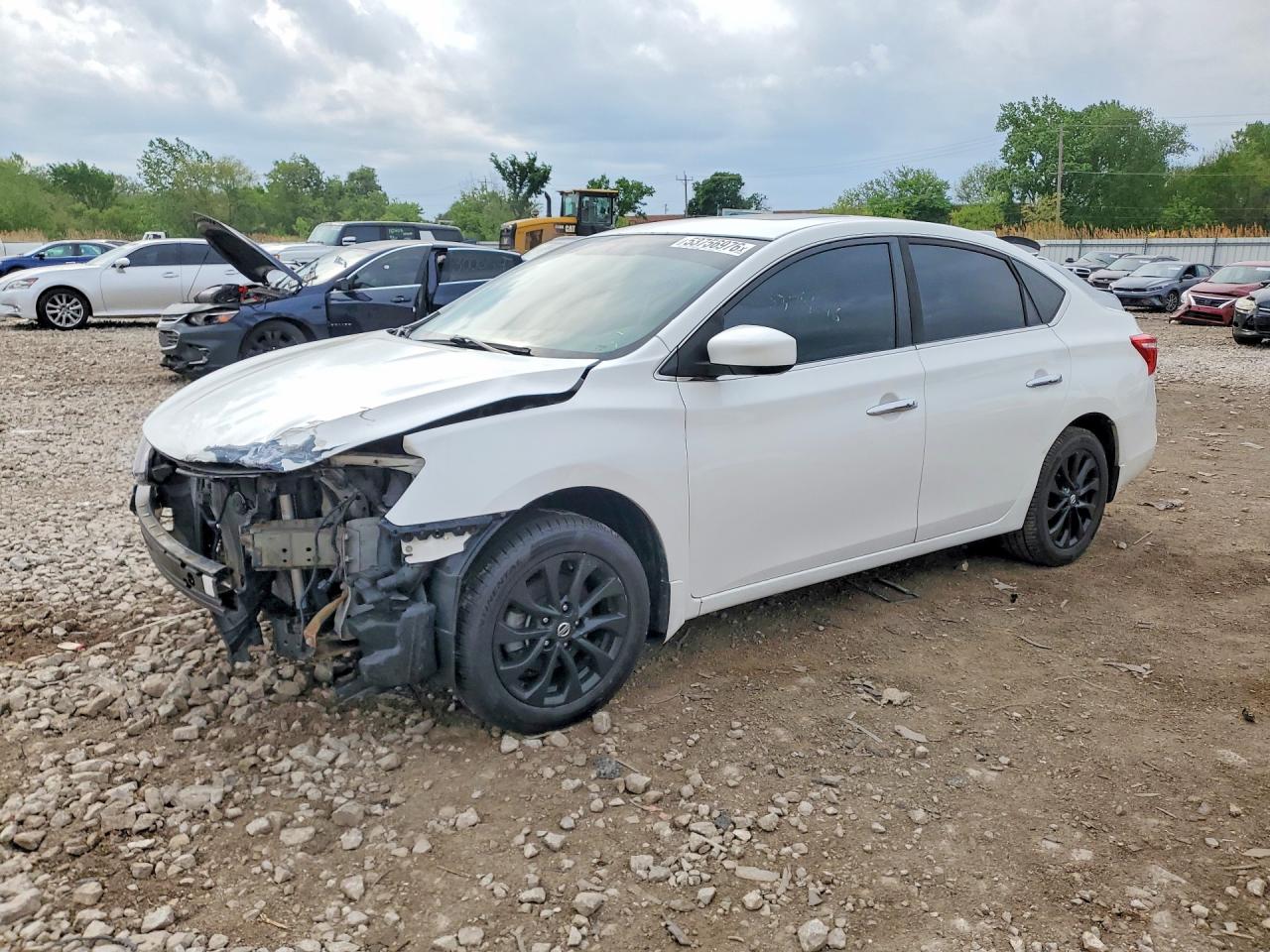 Salvage Nissan Sentra Image