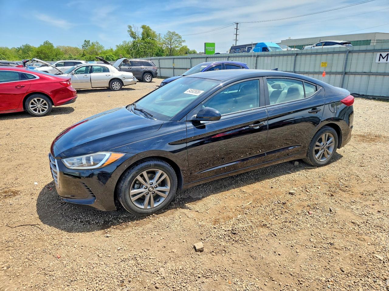 Salvage Hyundai ELANTRA Image