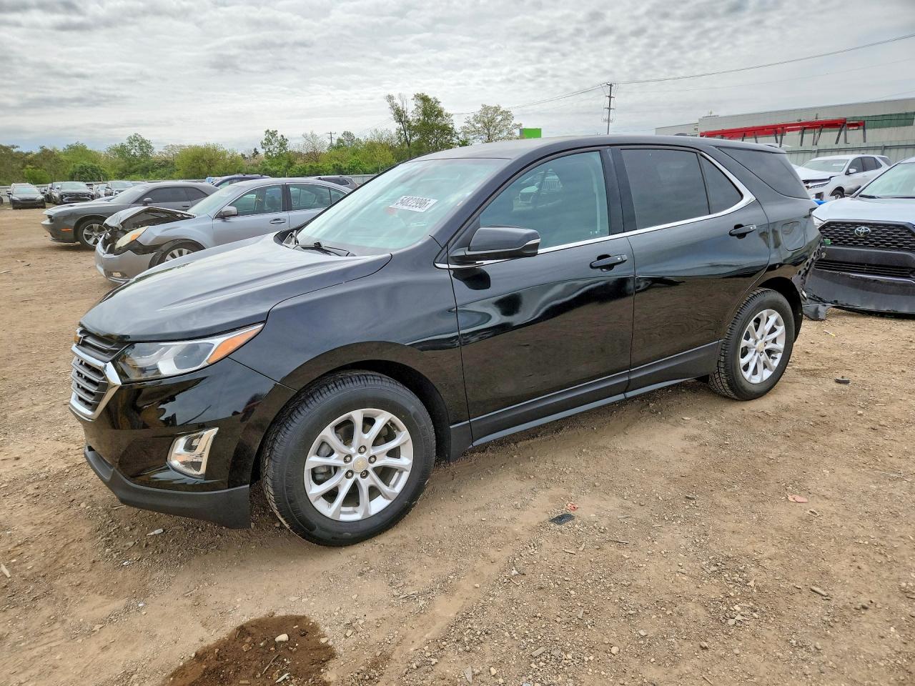 Salvage Chevrolet Equinox Image