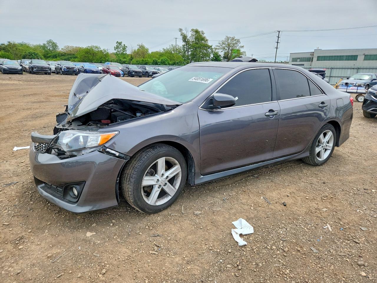 Salvage Toyota Camry Image