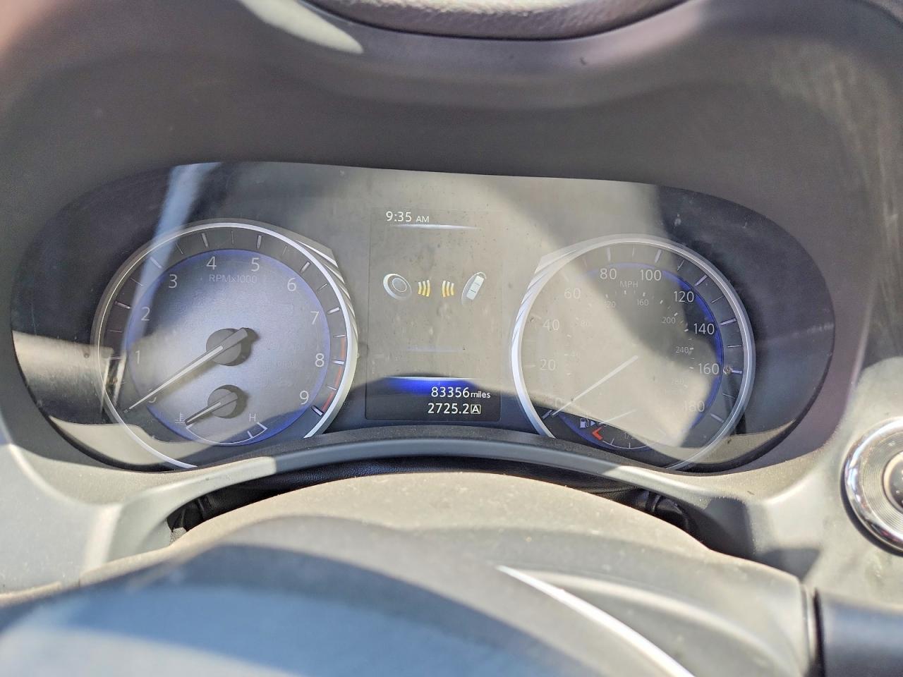 INFINITI Q50 Premium