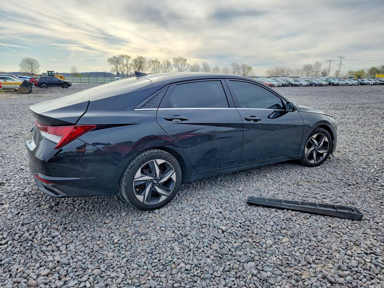 Hyundai ELANTRA Sel