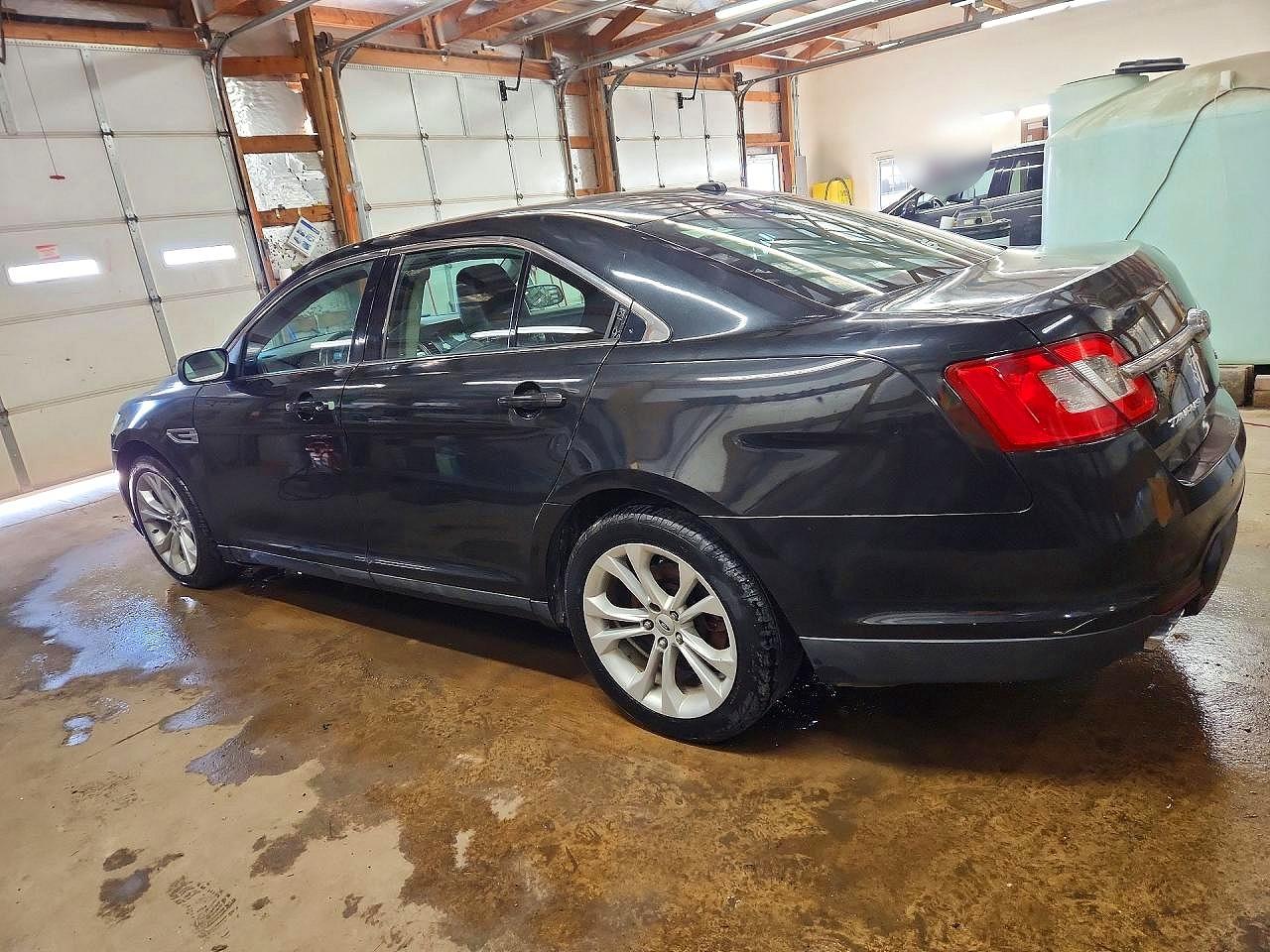 Ford Taurus Limited