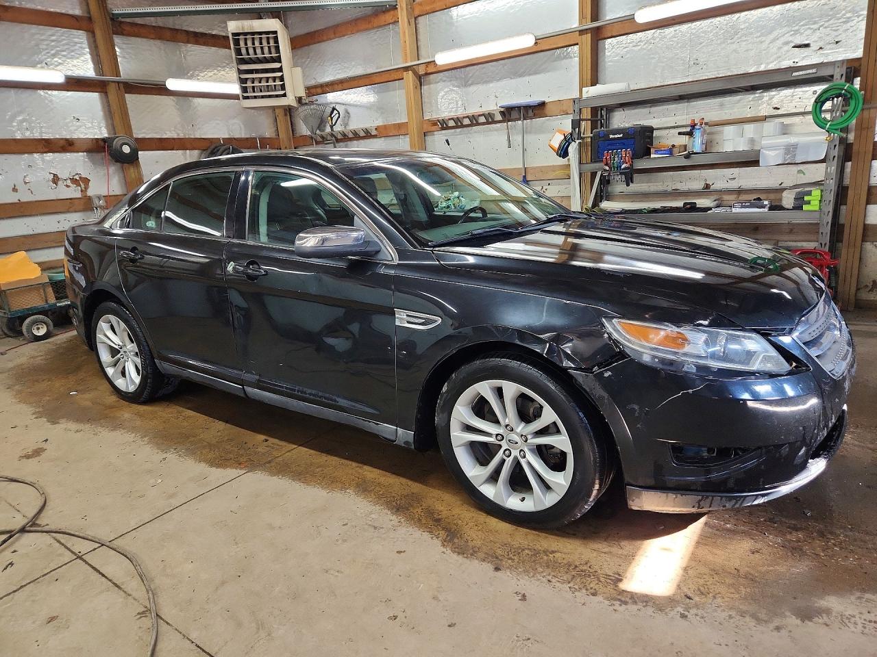 Ford Taurus Limited