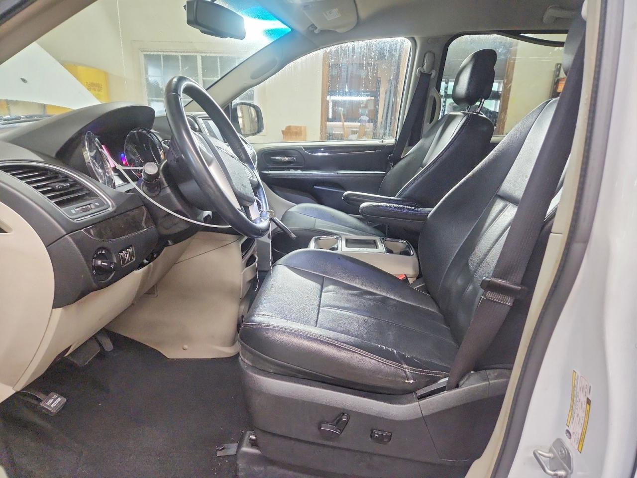 Chrysler Minivan Touring