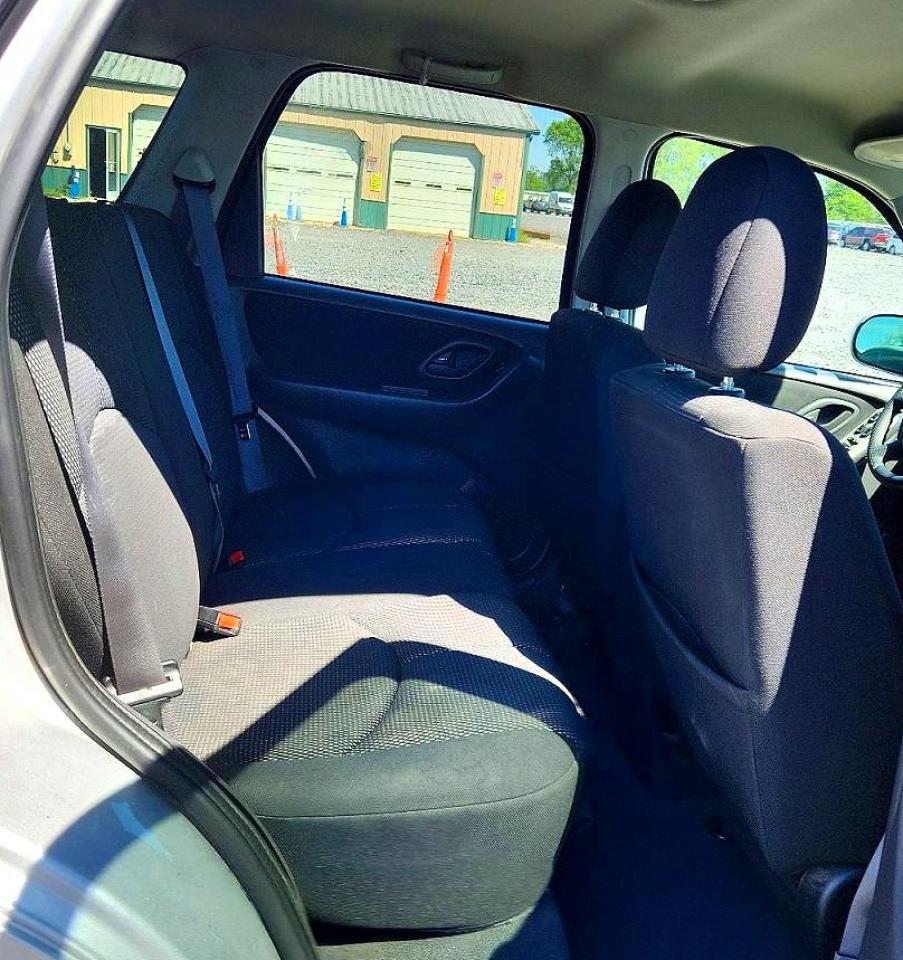 Mazda Tribute S