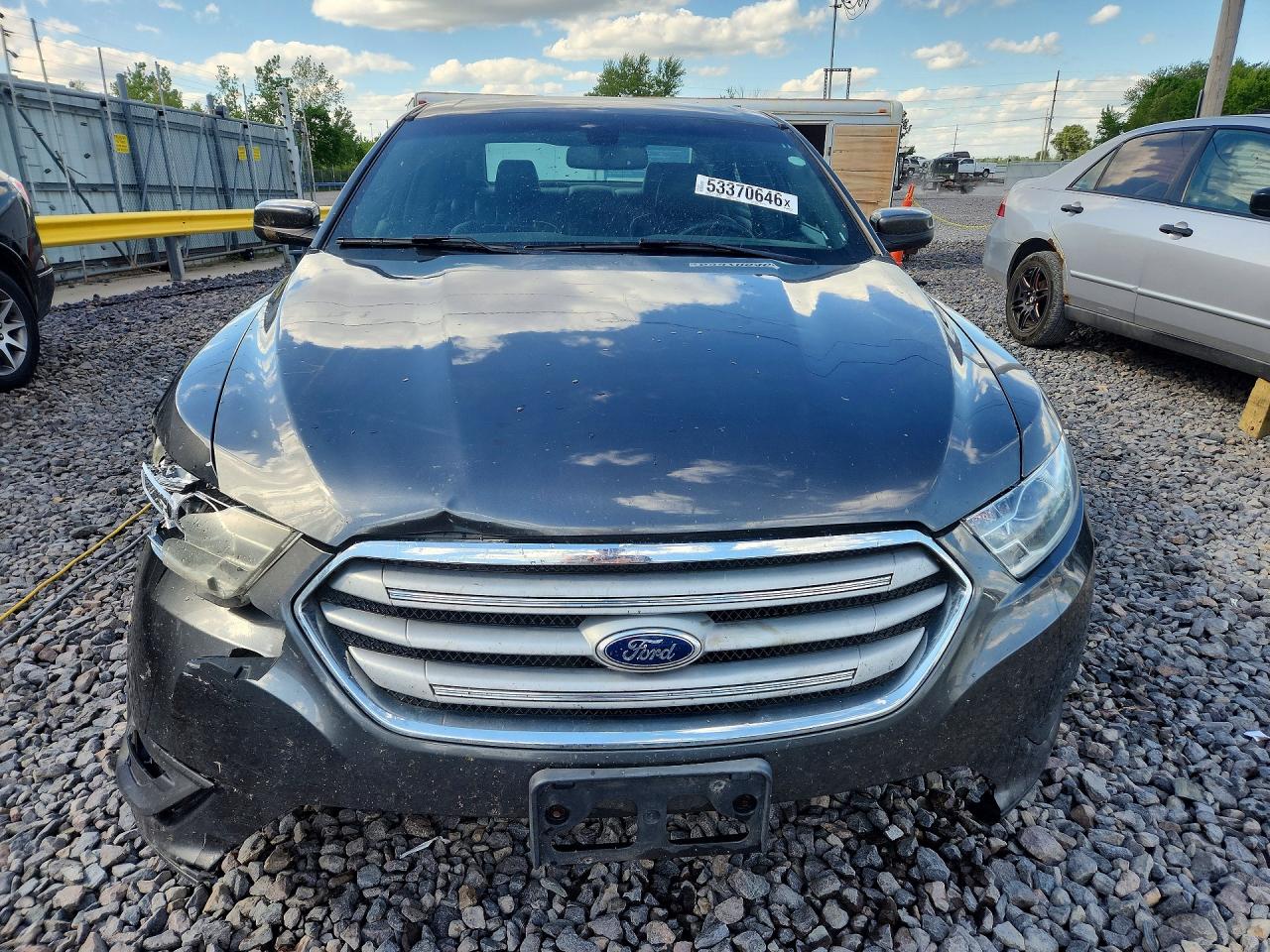 Ford Taurus Sel