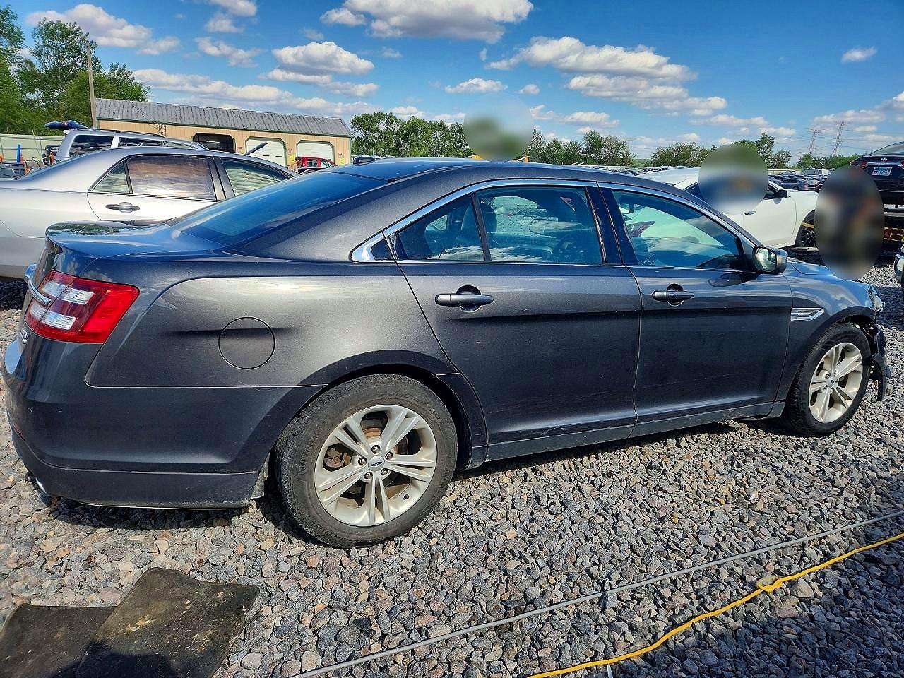 Ford Taurus Sel