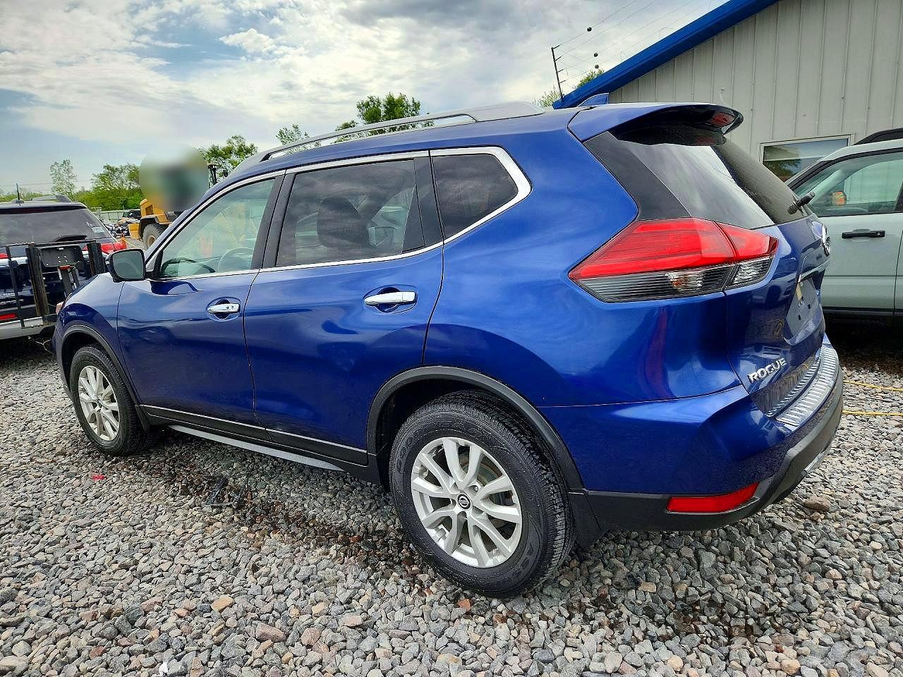 Nissan Rogue Sv